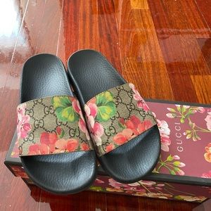 Authentic Gucci slides women size 37